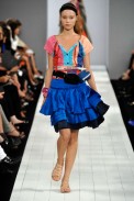 desfile-marcbymarc-nyverao2009rtw-161
