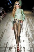 desfile-proenza-nyverao2009rtw-116