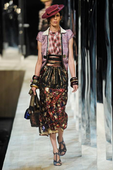 desfile-marcjacobs-parisverao2011rtw-100