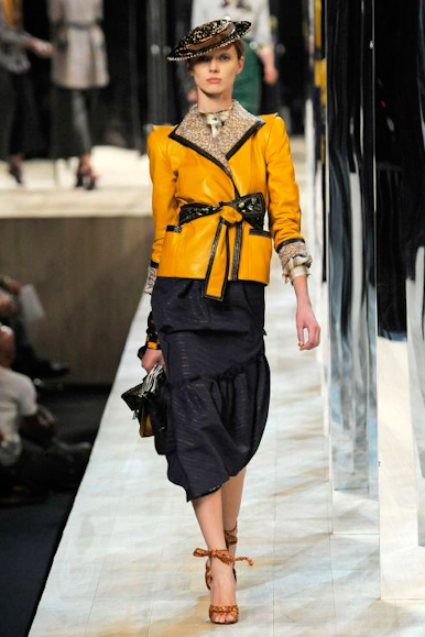 desfile-marcjacobs-parisverao2011rtw-105