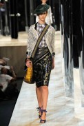 desfile-marcjacobs-parisverao2011rtw-111