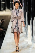 desfile-marcjacobs-parisverao2011rtw-123