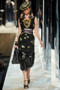 desfile-marcjacobs-parisverao2011rtw-142