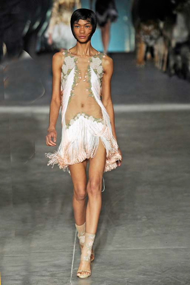 desfile-amcqueen-parisveraortw2009-113