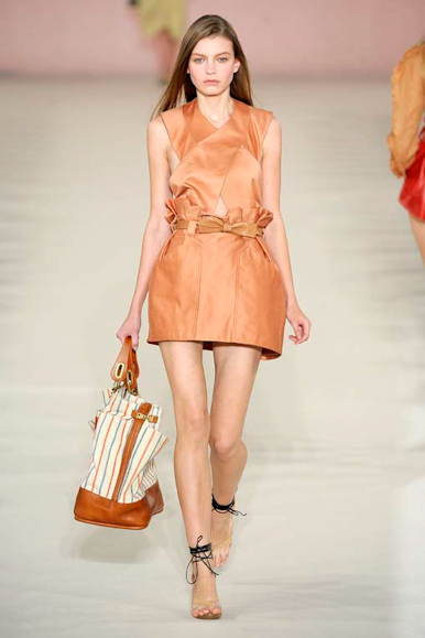 desfile-chloe-parisveraortw2009-115