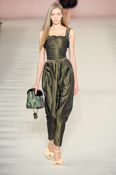 desfile-chloe-parisveraortw2009-132