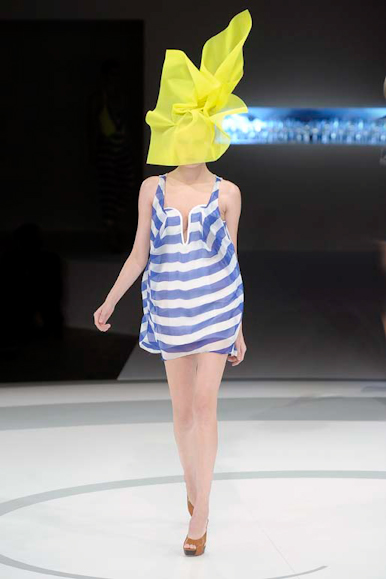 desfile-hchalayan-parisveraortw2009-108