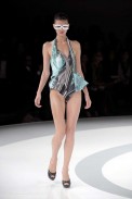desfile-hchalayan-parisveraortw2009-115
