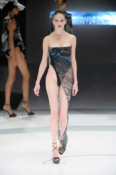 desfile-hchalayan-parisveraortw2009-129