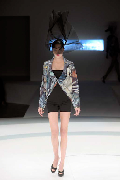 desfile-hchalayan-parisveraortw2009-130