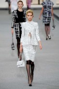 desfile-chanel-parisverao2009rtw-103