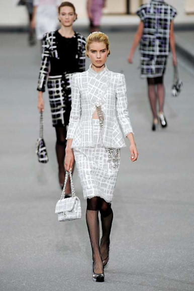 desfile-chanel-parisverao2009rtw-103