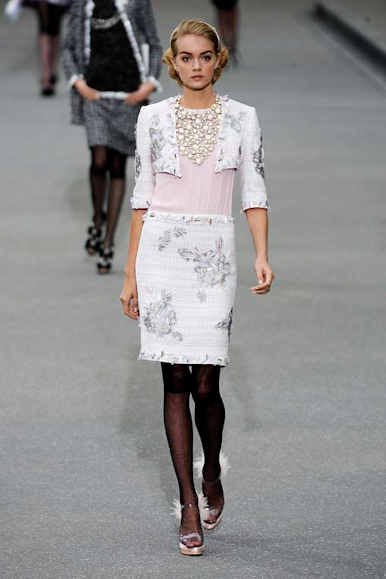 desfile-chanel-parisverao2009rtw-105