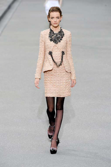 desfile-chanel-parisverao2009rtw-117
