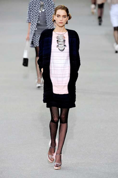 desfile-chanel-parisverao2009rtw-120