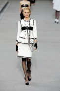 desfile-chanel-parisverao2009rtw-124