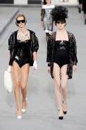 desfile-chanel-parisverao2009rtw-129