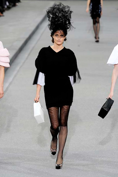 desfile-chanel-parisverao2009rtw-135