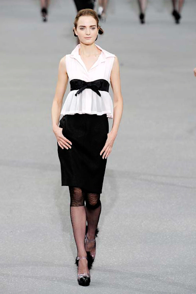 desfile-chanel-parisverao2009rtw-138