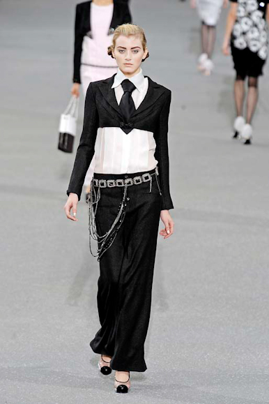 desfile-chanel-parisverao2009rtw-152