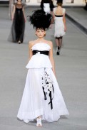 desfile-chanel-parisverao2009rtw-158