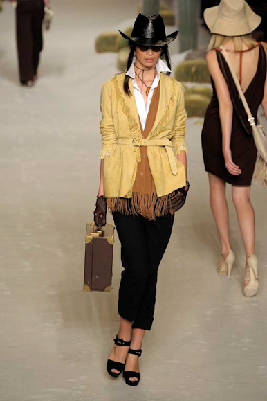 desfile-hermes-parisverao2009rtw-107