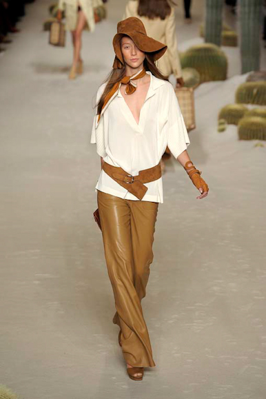 desfile-hermes-parisverao2009rtw-111