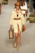 desfile-hermes-parisverao2009rtw-112