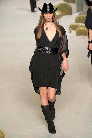 desfile-hermes-parisverao2009rtw-120