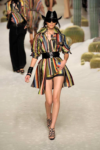 desfile-hermes-parisverao2009rtw-139