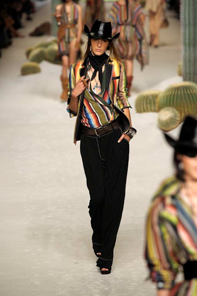 desfile-hermes-parisverao2009rtw-140