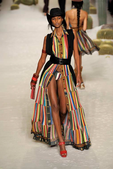 desfile-hermes-parisverao2009rtw-142