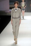 desfile-kenzo-parisverao2009rtw-110