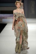 desfile-kenzo-parisverao2009rtw-127