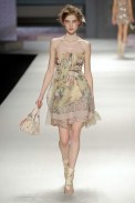 desfile-kenzo-parisverao2009rtw-141