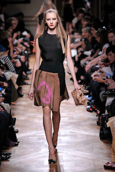 desfile-miumiu-parisverao2009rtw-103
