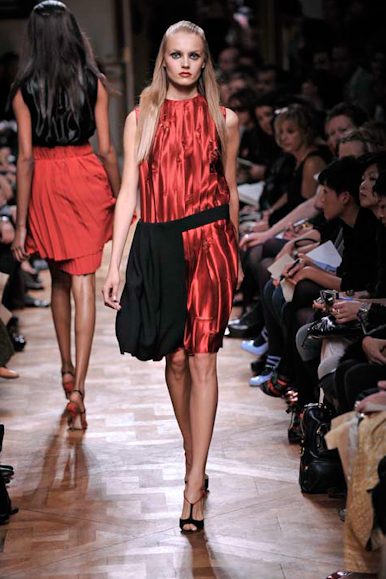 desfile-miumiu-parisverao2009rtw-109