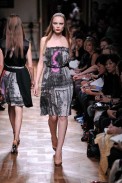 desfile-miumiu-parisverao2009rtw-117