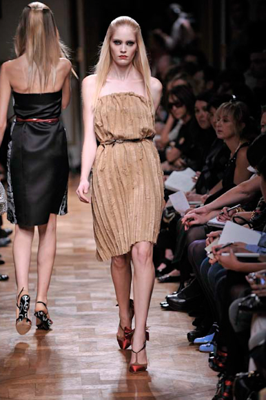 desfile-miumiu-parisverao2009rtw-119