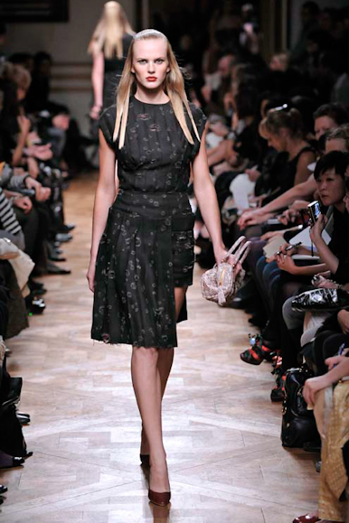 desfile-miumiu-parisverao2009rtw-126