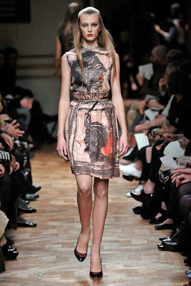 desfile-miumiu-parisverao2009rtw-131