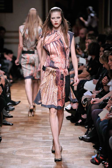 desfile-miumiu-parisverao2009rtw-135