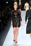 desfile-ysl-parisverao2009rtw-114