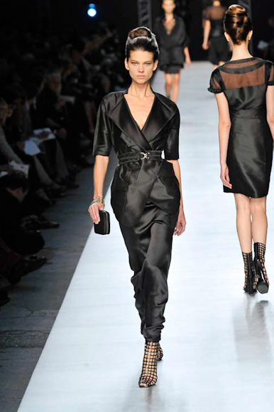 desfile-ysl-parisverao2009rtw-131