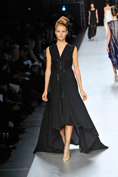desfile-ysl-parisverao2009rtw-139