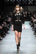 desfile-givenchy-parisverao2009rtw-100