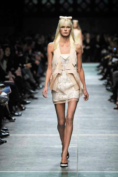 desfile-givenchy-parisverao2009rtw-112