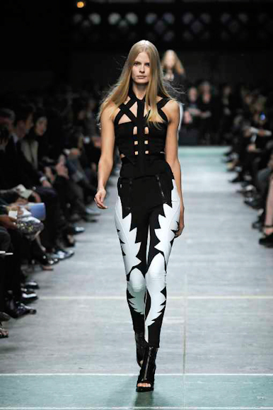 desfile-givenchy-parisverao2009rtw-131