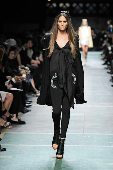 desfile-givenchy-parisverao2009rtw-141