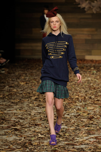 desfile-auslander-rioinverno2009rtw-112